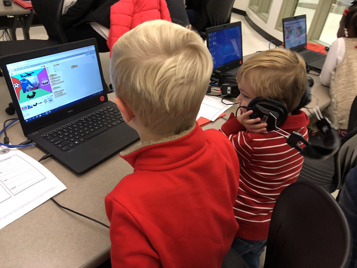 MrsGrayRCE's tweet image. We loved showing off our coding skills today for our Epic Build Showcase! #codetothefuture #oneRCE #RollingIntoFirst