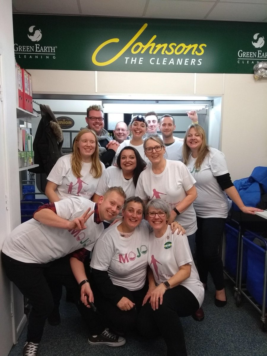 janmpash's tweet photo. Great night on Saturday with the fabulous colleagues of Timpson, Max Spielmann and Johnsonโs the Cleaners #JohnsonsMostHaunted ๐ฑ๐ป #ThingsThatGoBump #Fundraising #AlexTimpsonTrust @ShelleyBanks4 https://t.co/aXgeizW6o8