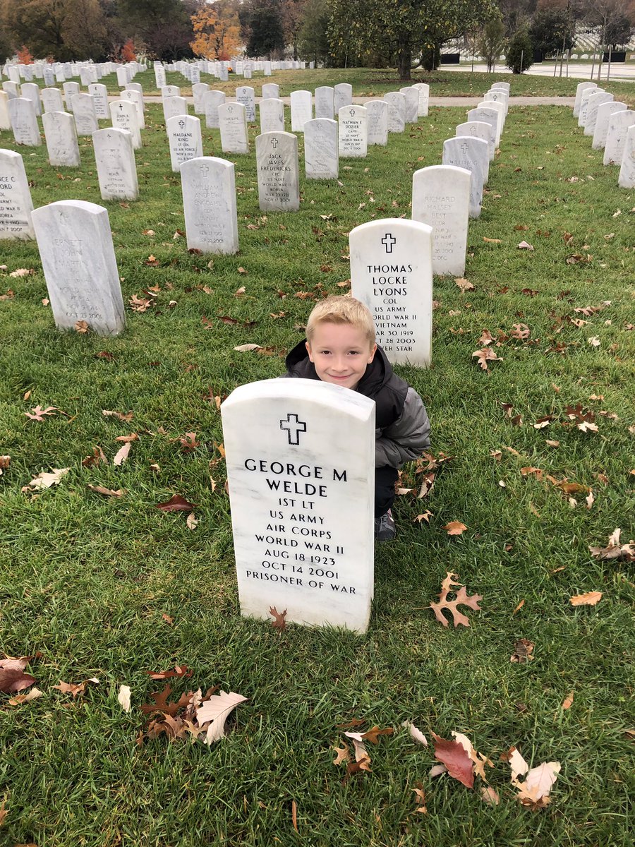 weldemoore's tweet image. Thank you to those who served.
We miss you and honor every day.  Thank you for our freedom, our lives and our family.  #NeverForget #WeldeStrong💪🏼❤️💛