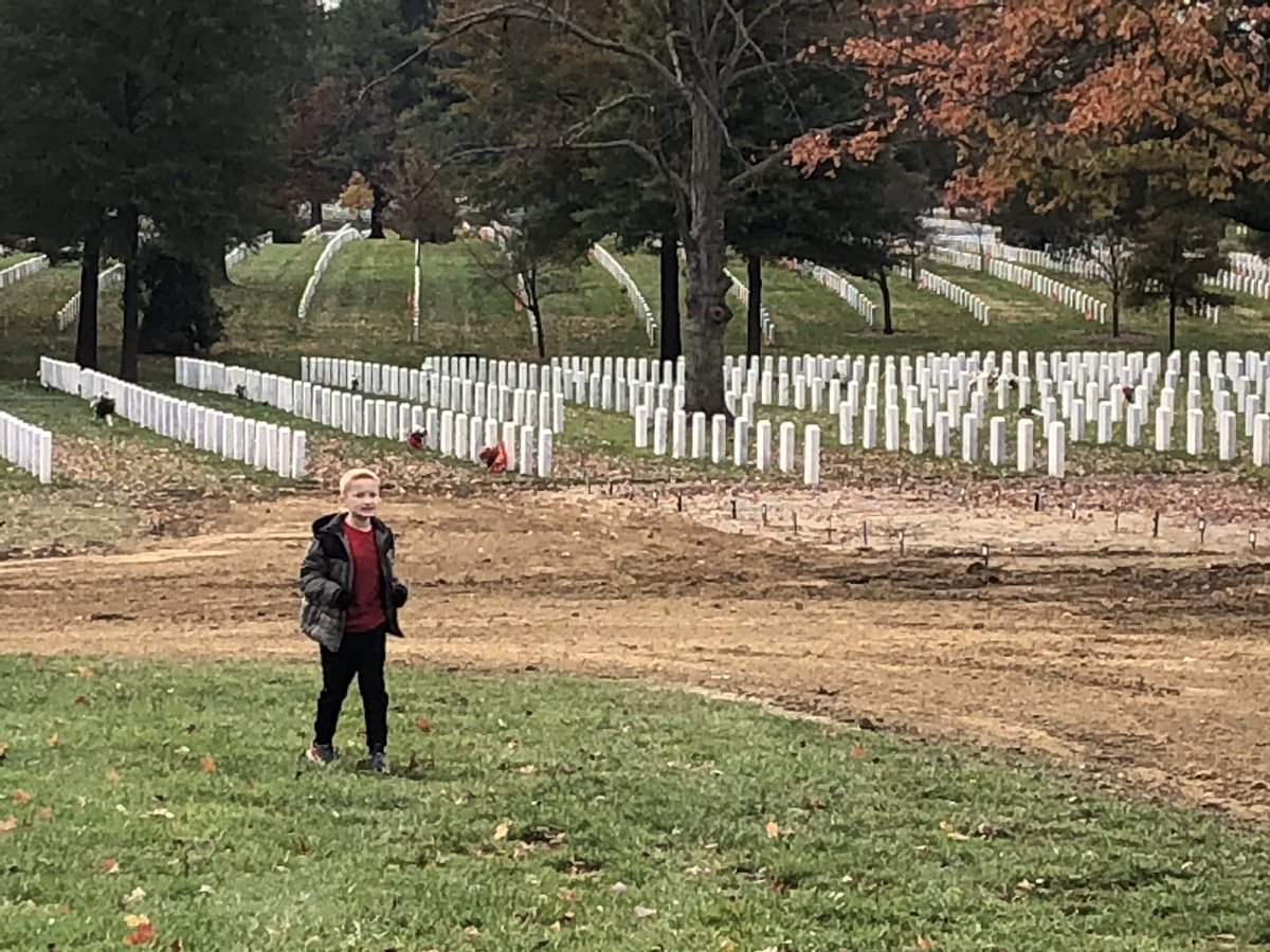 weldemoore's tweet image. Thank you to those who served.
We miss you and honor every day.  Thank you for our freedom, our lives and our family.  #NeverForget #WeldeStrong💪🏼❤️💛