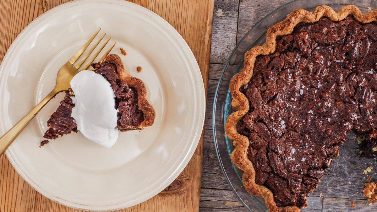 “.@gailsimmons' make-ahead salted chocolate pecan pie
&...