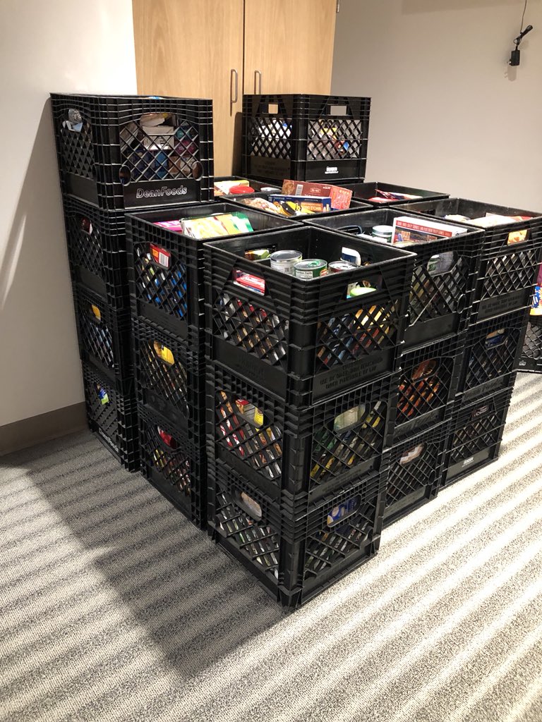 LobitMS's tweet image. LMS students and staff collect nearly 1,000 items for our Stuff the Bus campaign!!! Way to give!! ❤️