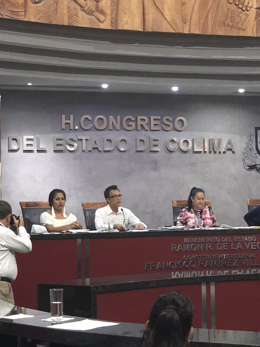 chitocroc's tweet photo. #CrocColima presente en la glosa del 3/er. Informe ante LIX Legislatura, del Honorable Congreso del Estado del Srio de Turismo #Colima Efraín Heriberto Ángulo enhorabuena @nachoperaltacol @IsaiasSiCumple @davidoq @edelamadrid https://t.co/wD7WblzNAK