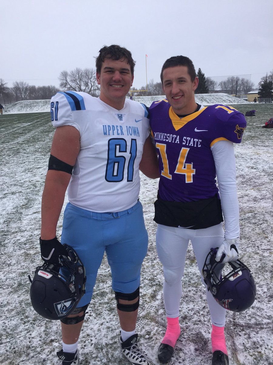 ⁦<a href="/LittleChuteFB/">LittleChute Football</a>⁩ alumni