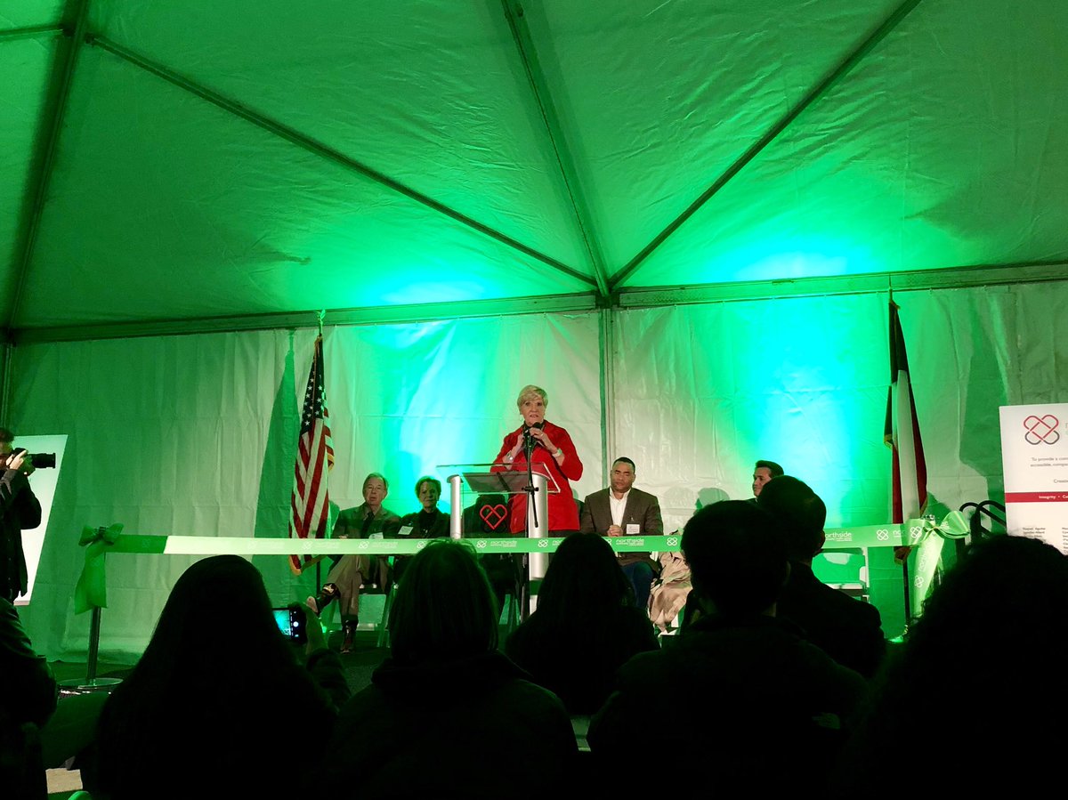 BetsyPriceftw's tweet photo. Another day, another positive step toward making Fort Worth a healthier community! It was great to cut the ribbon at the new Northside Community Health Center tonight. This new center will have a special focus on prevention- a win for Northside and our entire community. https://t.co/ftRCiklGLU