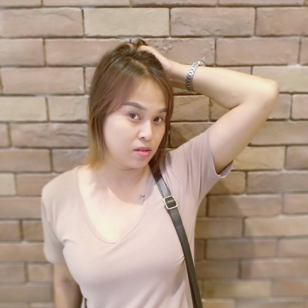pang_192's tweet photo. 🌼ทำตัวให้ติดดิน 
💟ทำใจให้ติดดี 
🌼ทำทุกวันให้สุขขี 
💟ทำทุกวินาทีให้สุขใจ

..วัน เวลาดีๆมีอยู่ในทุกวัน เลือกมองแต่สิ่งดี คิดแต่เรื่องดีๆ ...แค่นี้ ก้อสุขได้ ล้าววว🤣...
#แคปชั่น2018 https://t.co/baLzDLgkqg