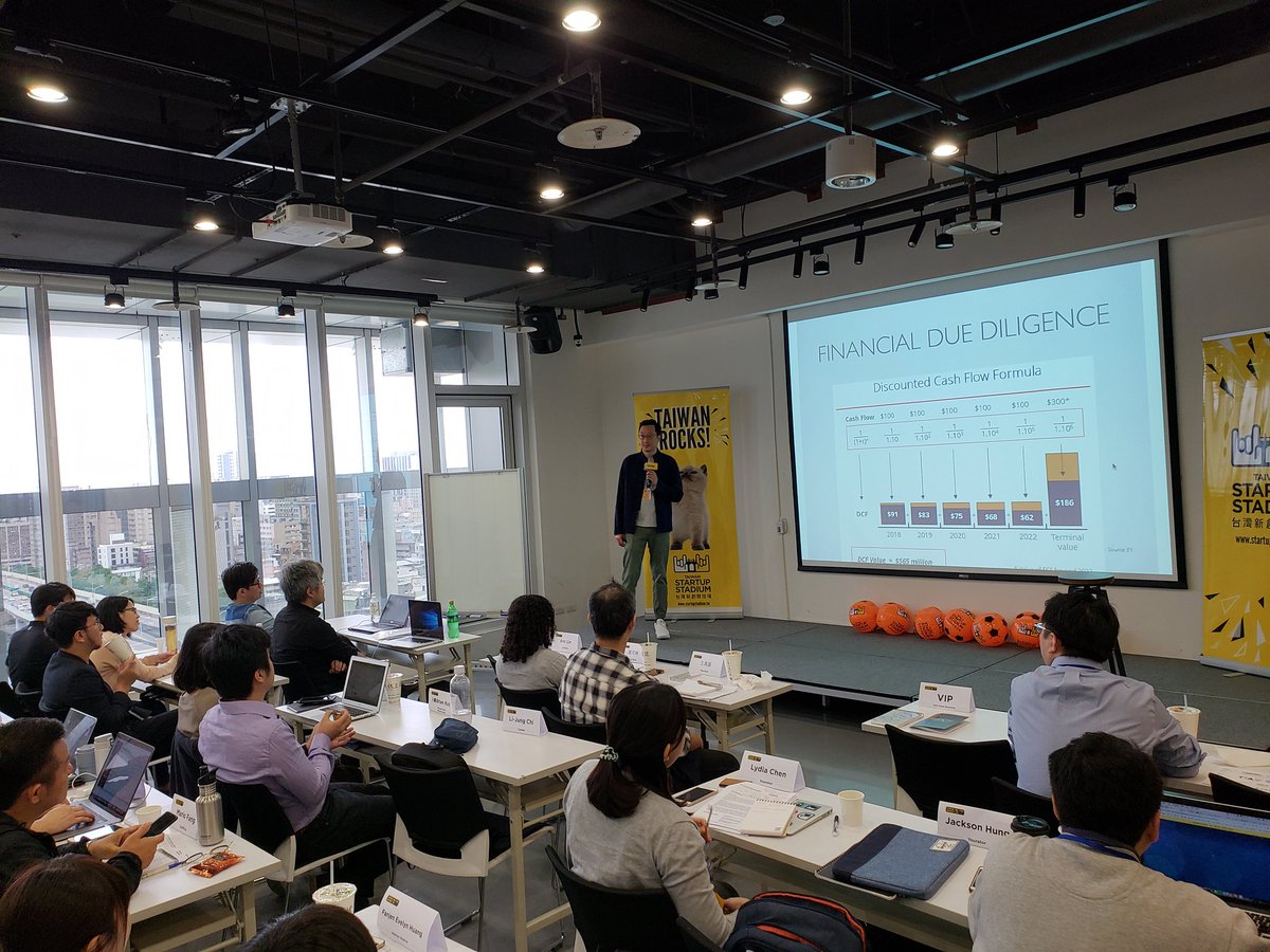 startup_stadium's tweet photo. Kicking off day 2 of #termsheetbootcamp with a lecture on financial #duediligence https://t.co/HJiWFRfQBZ