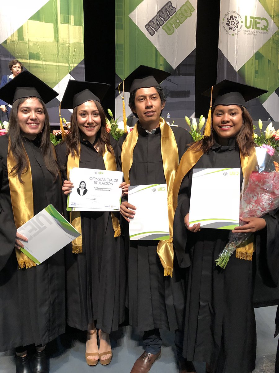 UTEQ_oficial's tweet photo. Ceremonia de Graduación de las generaciones 14, 15 y 16 de Ingeniería de las Divisiones #Industrial y #Ambiental en el Auditorio Josefa Ortiz de Domínguez. Felicidades! #ViveUTEQ https://t.co/gI8yYfHFRq