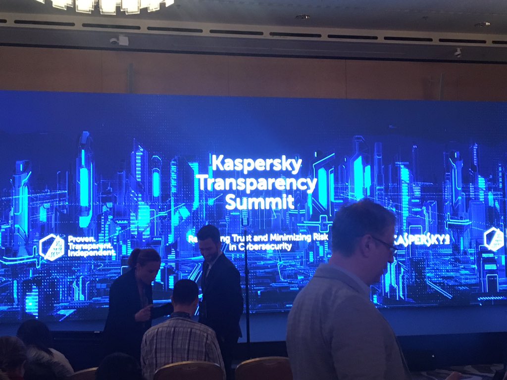 T_de_Coatpont's tweet image. Dans la continuité de #ParisCall pour la confiance et la sécurité dans le Cyberspace @kaspersky lance aujourd’hui à Zurich sa #CyberTransparency