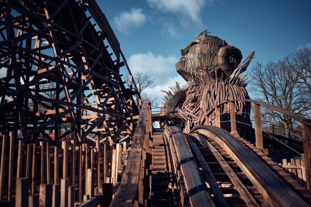 Alton Towers Resort on Twitter "The glorious WickerManRide effigy stands in wait for the