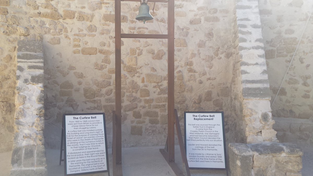 HoosierGal2013's tweet photo. Freemantle is also where the 1800's criminals were sent from ENgland.  This is the jail.  Prisoners went out to work during the day.   Better be in by 10 pm.  This bell was the 10 minute warning. https://t.co/gktnEOu02P