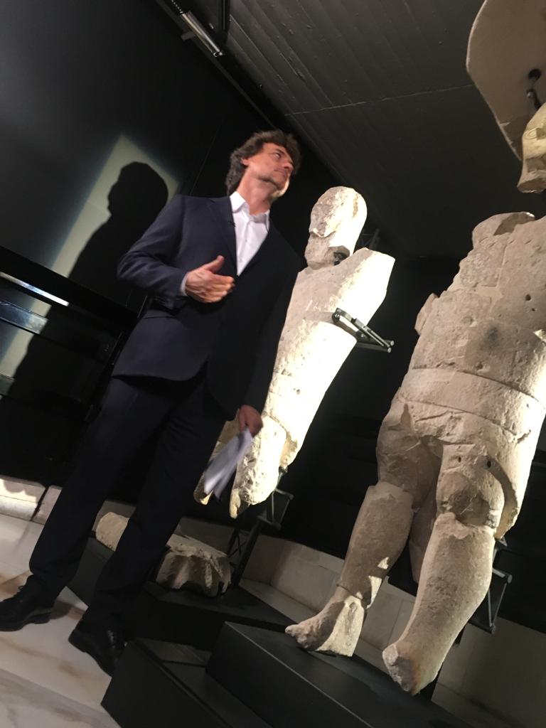 Musei Nazionali di Cagliari (@museoarcheoca) on Twitter photo Alberto Angela al lavoro al <a href="/MuseoArcheoCa/">Musei Nazionali di Cagliari</a>!!! 🏛️😍 È in preparazione una puntata dedicata alla #Sardegna in cui non mancheranno i tesori del nostro Museo... <a href="/albertoangela/">Alberto Angela</a> #MuseiSardegna #PoloMusealeSardegna #Meraviglie Alberto Angela al lavoro al <a href="/MuseoArcheoCa/">Musei Nazionali di Cagliari</a>!!! 🏛️😍 È in preparazione una puntata dedicata alla #Sardegna in cui non mancheranno i tesori del nostro Museo... <a href="/albertoangela/">Alberto Angela</a> #MuseiSardegna #PoloMusealeSardegna #Meraviglie