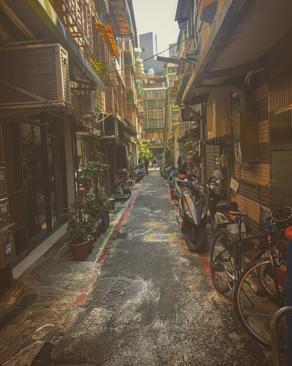 Ghost 台湾 小籠包 裏路地