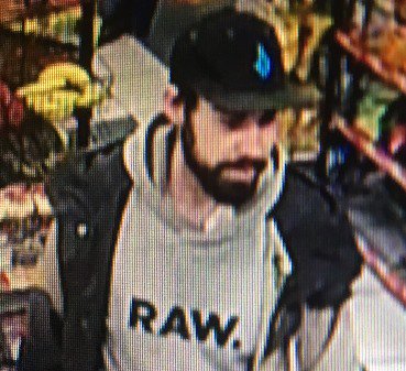 BarriePolice's tweet photo. Police are looking to identify a male who was captured on video surveillance using financial cards from a stolen wallet. If you know who this suspect is, or have any information, please contact @CrimeSDM or #BPS See the full story here: https://t.co/KvnJFY4i5b https://t.co/iAFByJAHtq