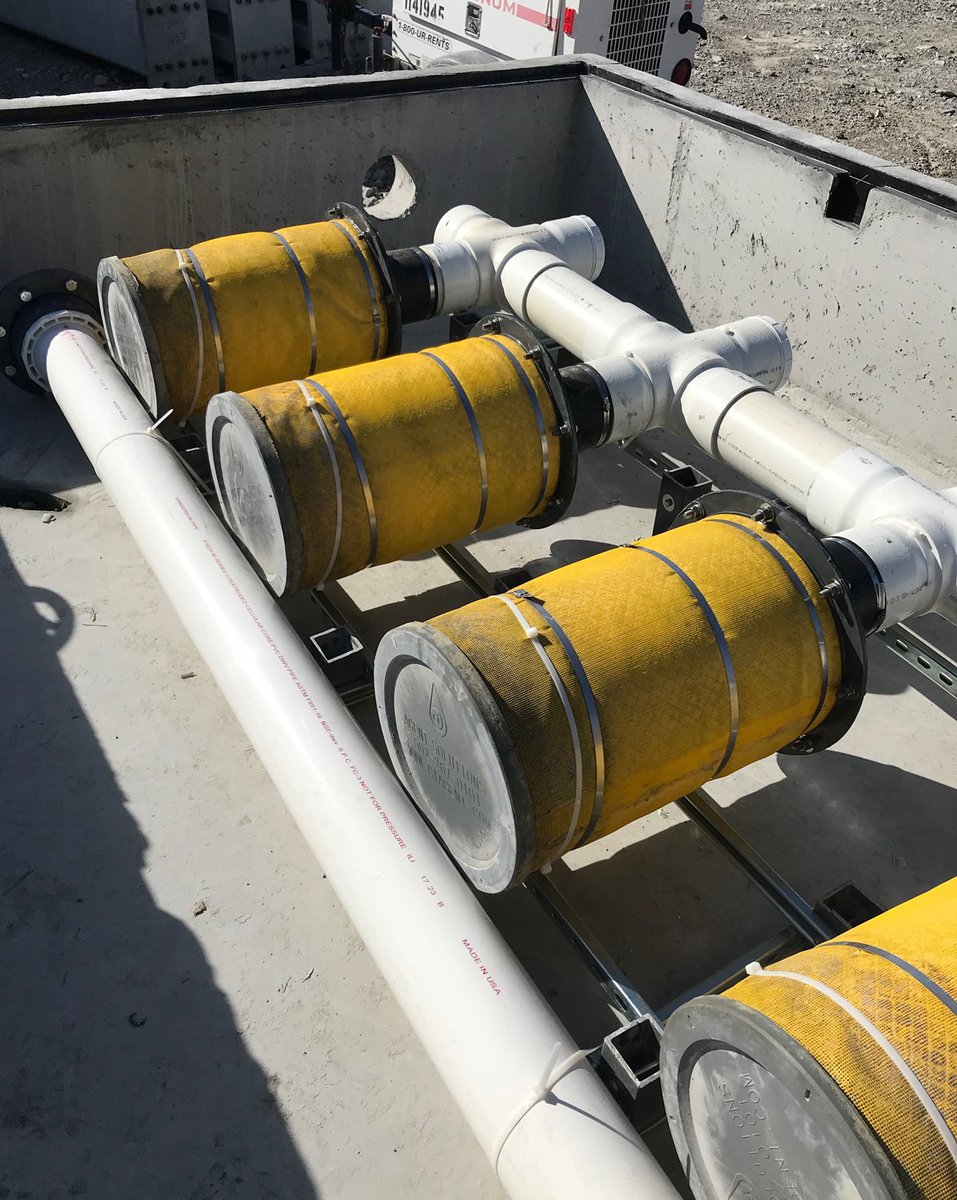 CI_Agent's tweet image. Check out this secondary containment system we installed recently at a substation. The HFF will flow about 450 GPM and is the last line of defense to keep oil from escaping, attached downstream from a mechanical oil stop valve. ow.ly/wggk30mx085