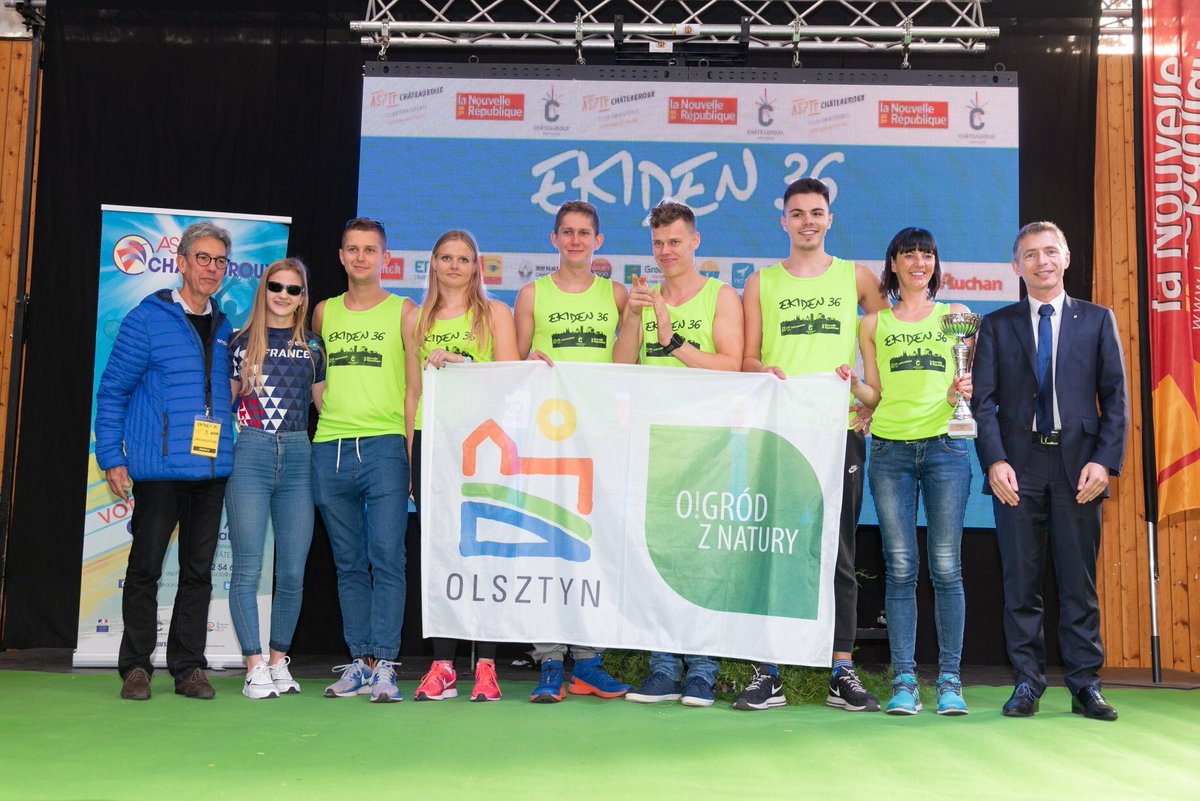 GilAverous's tweet photo. 🏃🏻 C’était dimanche, une nouvelle édition de l’#Ekiden de @Chateauroux36 avec une équipe d’Olsztyn, notre ville jumelle de Pologne. Bravo et merci aux participants, aux organisateurs, aux bénévoles et aux partenaires. 👏🏼👏🏼 https://t.co/TlmPxi4OE6