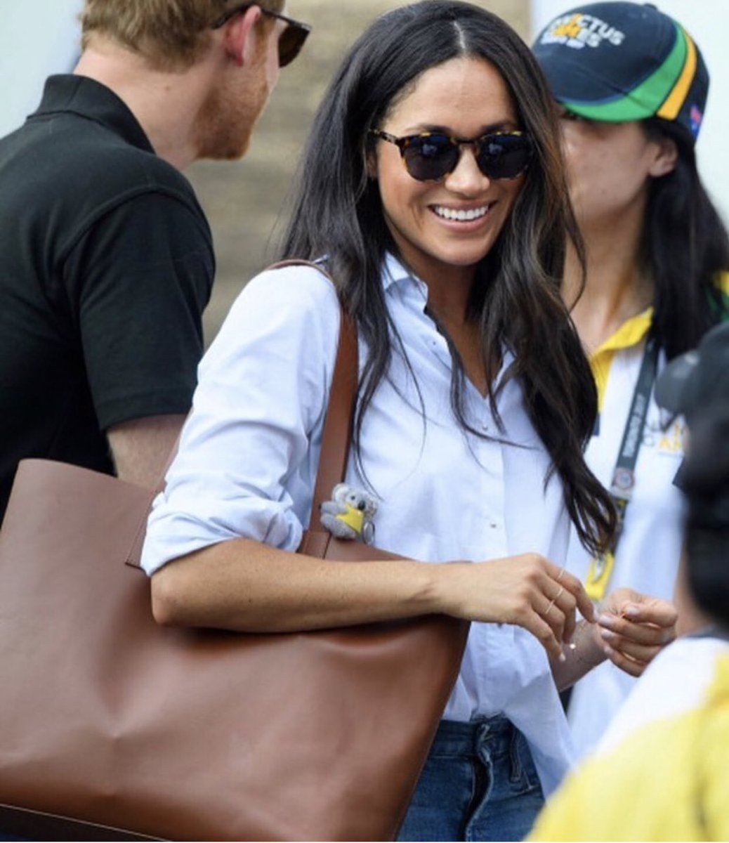 Hoy en nuestro post, hacemos repaso a los bolsos de las influencers más de moda. ¿Qué modelos serán los más “in” esta temporada? Echa un vistazo a nuestro blog y toma nota.
carmelarosso.es/los-10-bolsos-…
 #carmelarosso #bag #hangbag 
Foto de Pinterest