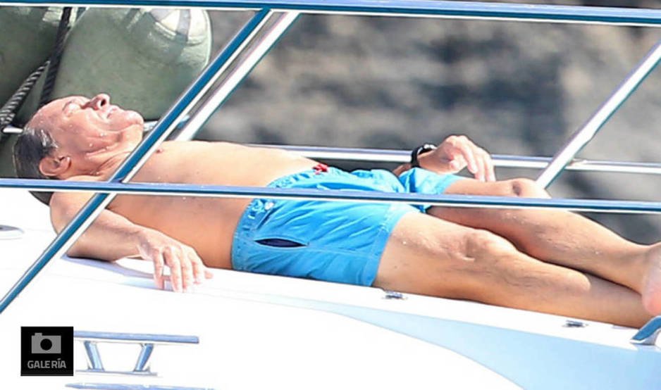 Delocksley1's tweet image. Vols que l'Artur s'hagi de vendre el iot? No tens cor.