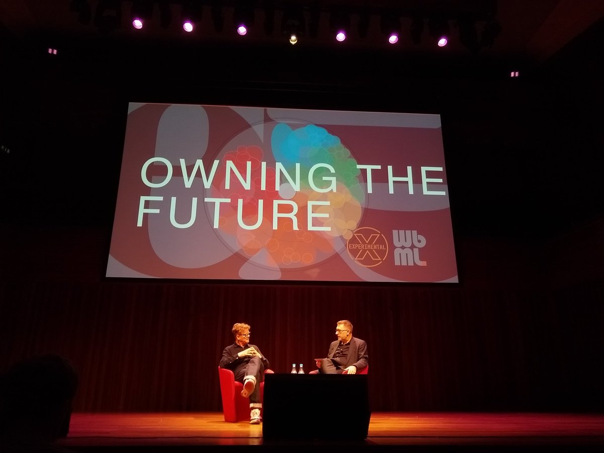 antonellae_m's tweet image. Such an inspiring talk by Alex McDowell from @worldbldg about how #storytelling can help us shaping our future and drive change within society. #BeyondConference @ahrcpress