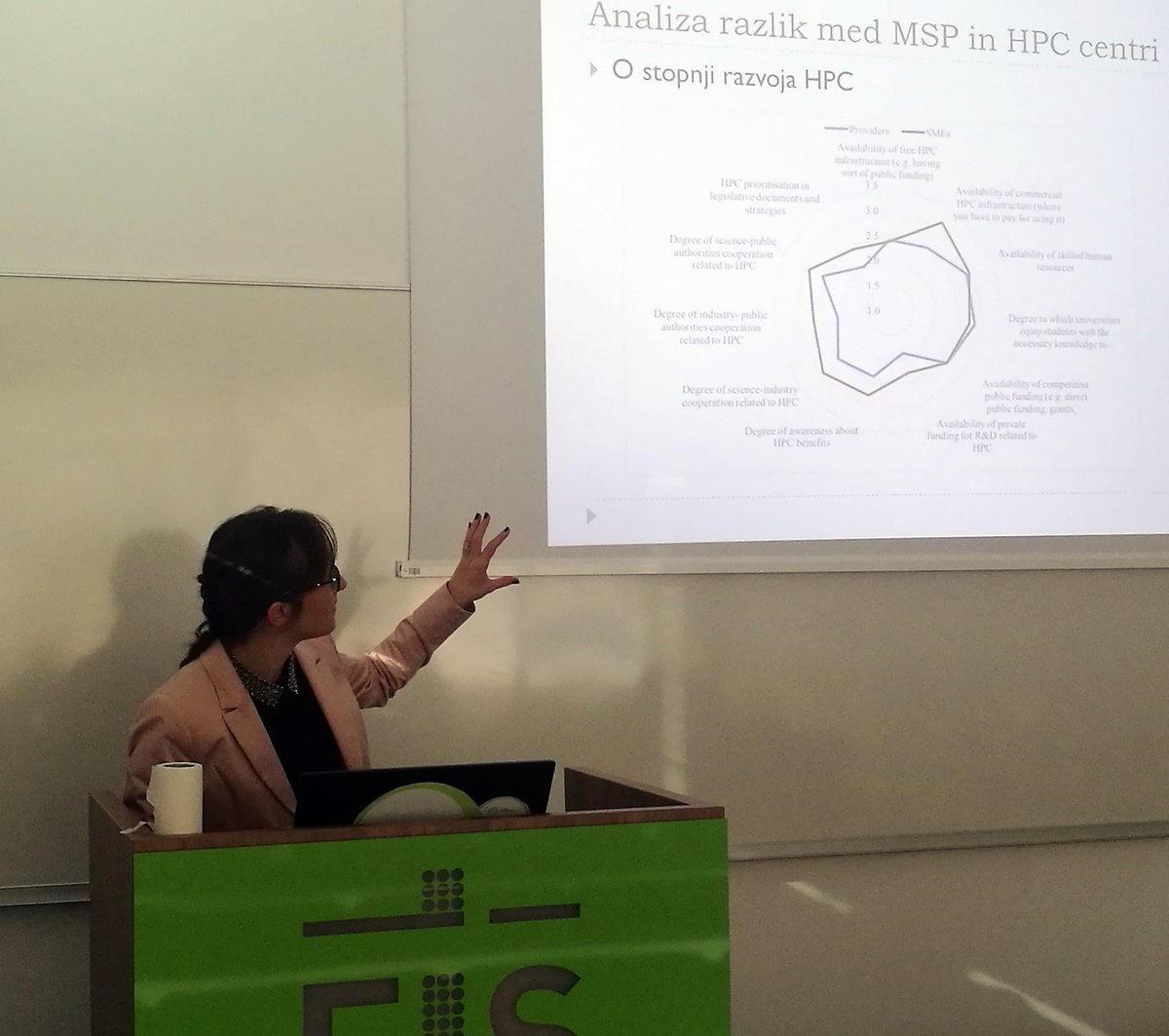 InnoHPC's tweet photo. How HPC centres can help to SMEs? Are enterprises awared of the advantage of using HPC centres? About this and about #innohpc project on today's workshop on factories of the future at the Faculty of information studies in Novo mesto. 
#Interreg #Danube #HPC
@fisnm @TamaraValic https://t.co/KGcHWiy7Nb