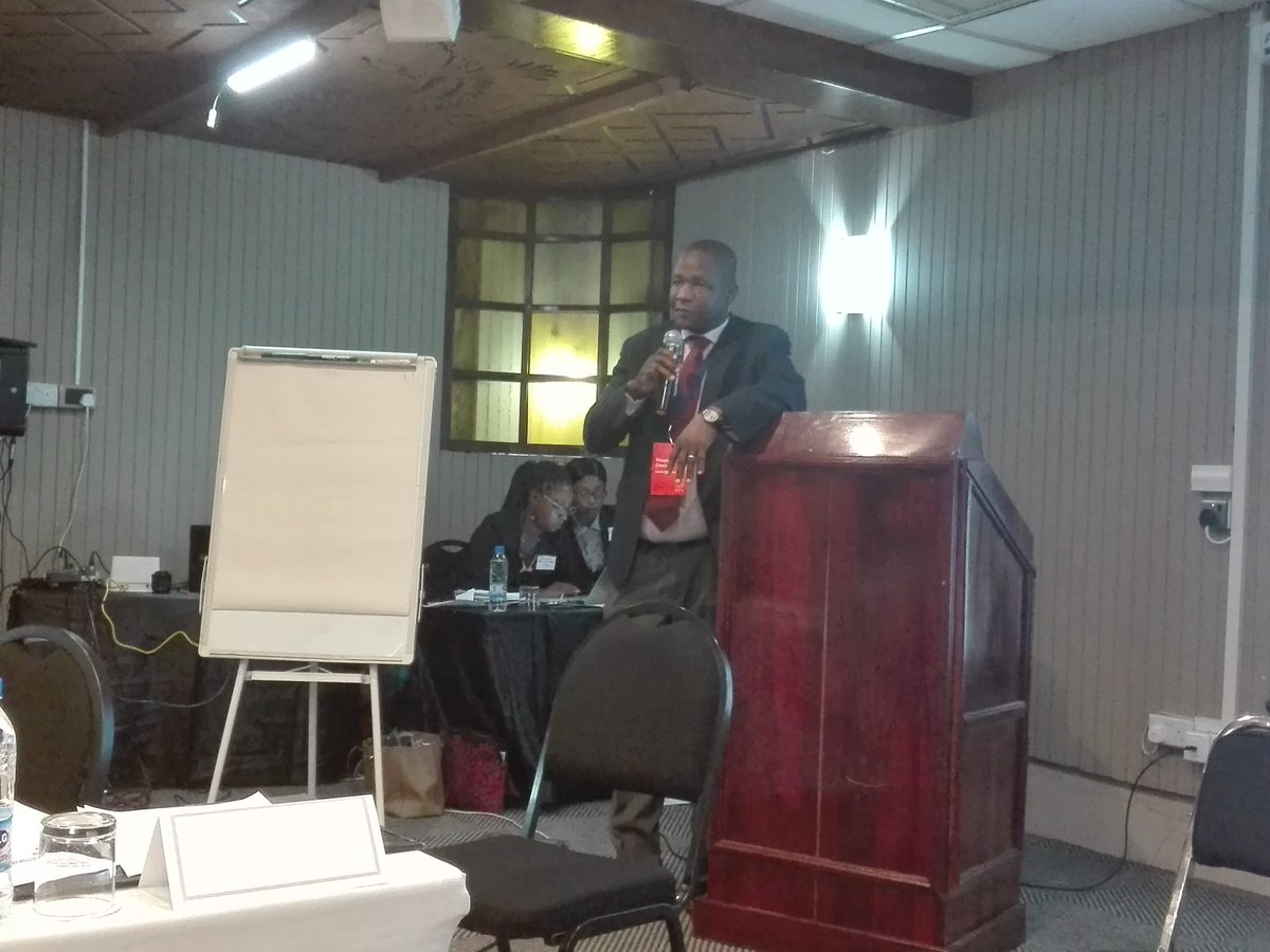263Chat's tweet photo. Dr Chonzi speaking says the recurrent revenue @cohsunshinecity expects is 33mil and the biggest challenge in harare is the absence of a district hospital
@UduguNation
@LabCitizens
#HealthZW
#CitizensLabZW https://t.co/9sM7RLlPlH