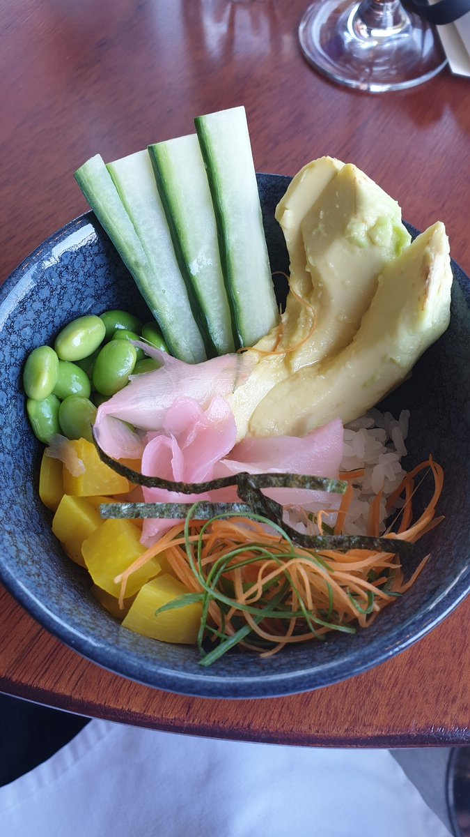 Loving the #pokebowls <a href="/tsogosun/">Tsogo Sun</a> Hyde Park #TsogoTasting #SSHydePark