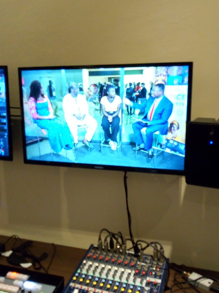 Emilienne Assama (@emilienneassama) on Twitter photo En ce moment, Facebook Live sur #ICFP2018. Rejoignez nous pour suivre nos JA <a href="/NinaFatym/">KONE F Nina</a>, <a href="/christine_sarr/">Christine Sarr</a> discutant sur le plaidoyer pour la #PF en Afrique de l'Ouest. <a href="/ctoure10/">Cheick TOURE</a>
<a href="/ALLIANCEJASRPF/">Alliance des Jeunes Ambassadeurs pour la SR/PF/AO</a>
<a href="/OSCPFAFRIQUE/">OSCPF AFRIQUE</a> @FP2020Global <a href="/POuagaPF/">Partenariat de Ouaga</a> <a href="/IntraHealth/">IntraHealth International</a> <a href="/DIALLOMOCTAR07/">Dr Moctar DIALLO</a> <a href="/MollyRosett_IH/">Molly Rosett</a> En ce moment, Facebook Live sur #ICFP2018. Rejoignez nous pour suivre nos JA <a href="/NinaFatym/">KONE F Nina</a>, <a href="/christine_sarr/">Christine Sarr</a> discutant sur le plaidoyer pour la #PF en Afrique de l'Ouest. <a href="/ctoure10/">Cheick TOURE</a>
<a href="/ALLIANCEJASRPF/">Alliance des Jeunes Ambassadeurs pour la SR/PF/AO</a>
<a href="/OSCPFAFRIQUE/">OSCPF AFRIQUE</a> @FP2020Global <a href="/POuagaPF/">Partenariat de Ouaga</a> <a href="/IntraHealth/">IntraHealth International</a> <a href="/DIALLOMOCTAR07/">Dr Moctar DIALLO</a> <a href="/MollyRosett_IH/">Molly Rosett</a>