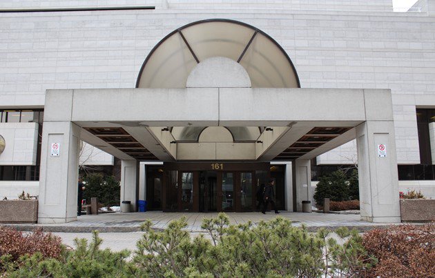 Cameron Rogers is set to stand trial today for the murders of his parents. #ottnews   ottawamatters.com/local-news/son… https://t.co/K1BztbXnXW