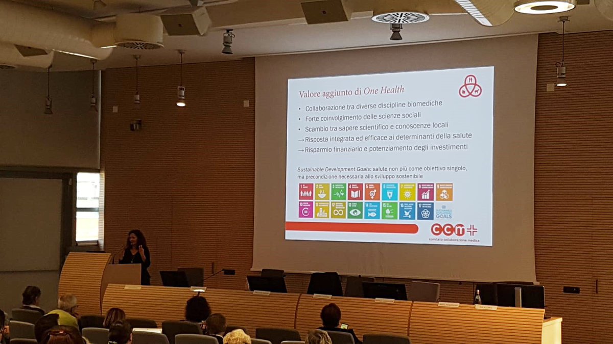 Convegno #OneHealth a #Torino: la medicina si è troppo specializzata sulla salute umana? Perdendo una visione d'insieme? bit.ly/2yuaqQF
#OneHealthApproach