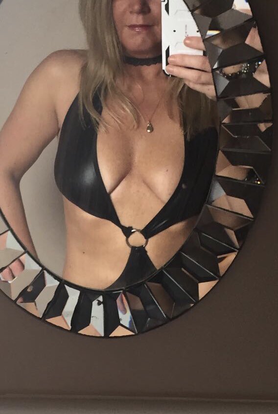 naughtymiss2's tweet photo. Think I started with this 😈😇 https://t.co/TQ3BejGxXW