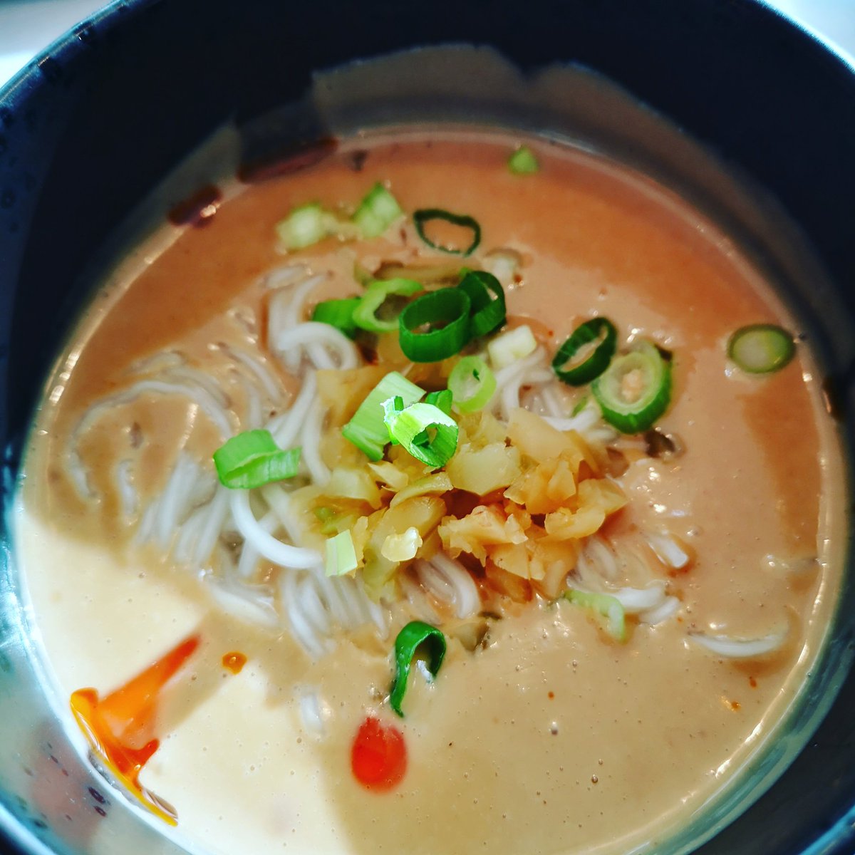 Dan Dan mien noodles at #cathaypacific lounge #LHR.. Delicious!!