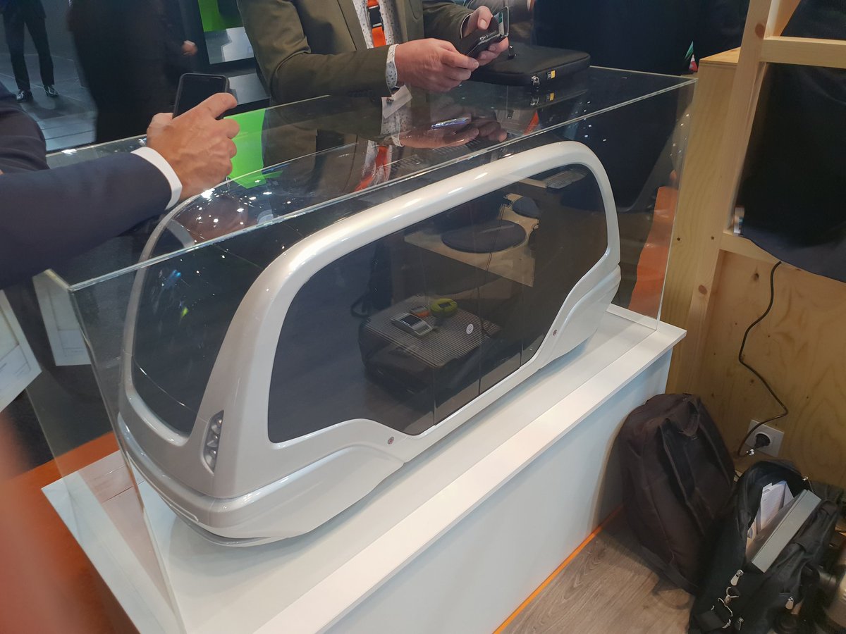 guusderks's tweet photo. Live at the Dutch pavilion; OC Mobility &amp; 2Getthere about self driving Vehicules. #NLSCE18 Barcelona SCWE https://t.co/1iMvzLCaIF
