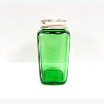 #OmnisOrbis #Warner Bottle Green #Duraglas #Vintage #ApothecaryJar #gotvintage #vintageglass #greenglassjar #vintageapothecary #homedecor #collectible