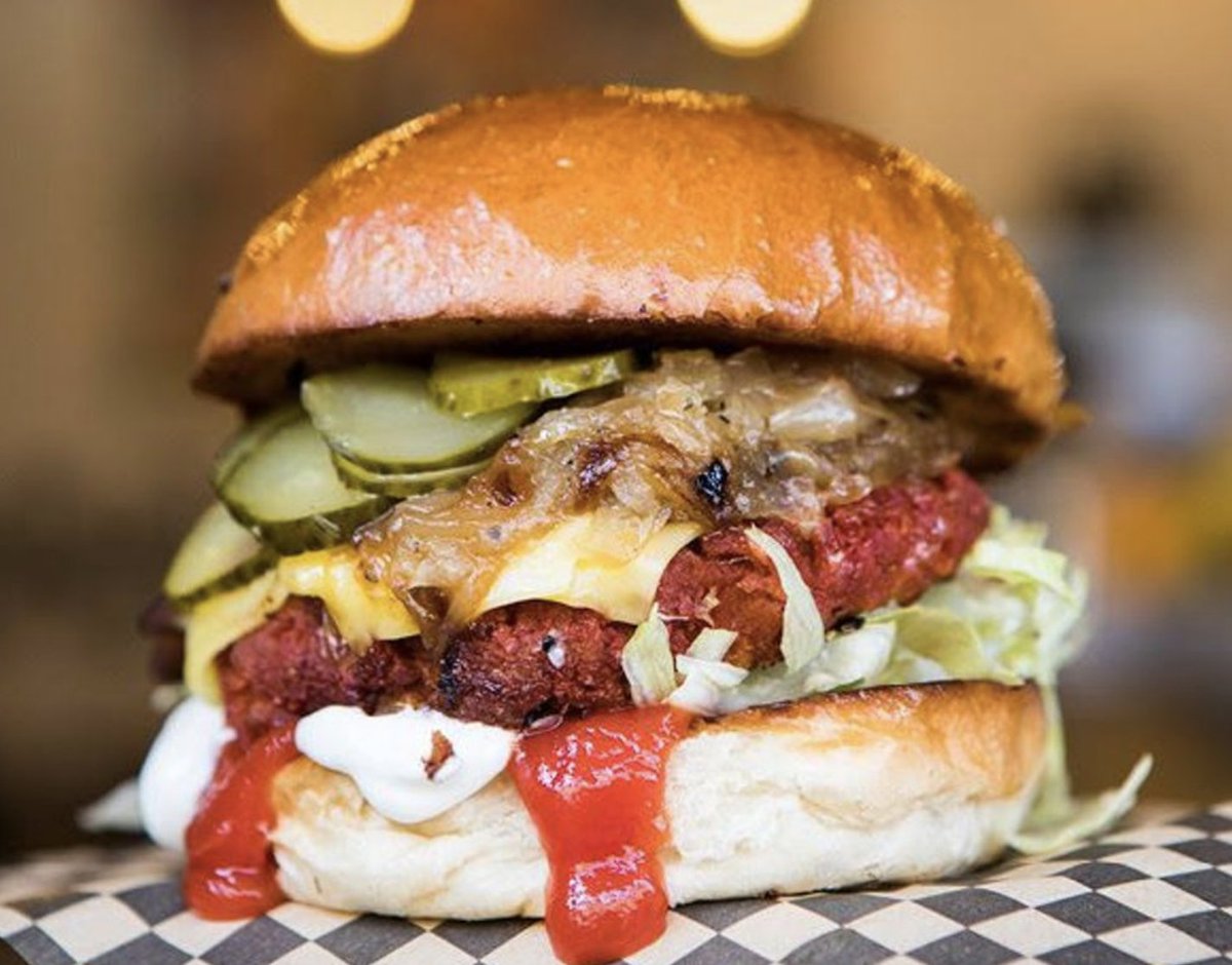 Join the food illuminati with these secret, off-menu dishes: mrhyde.com/food-drink/foo…