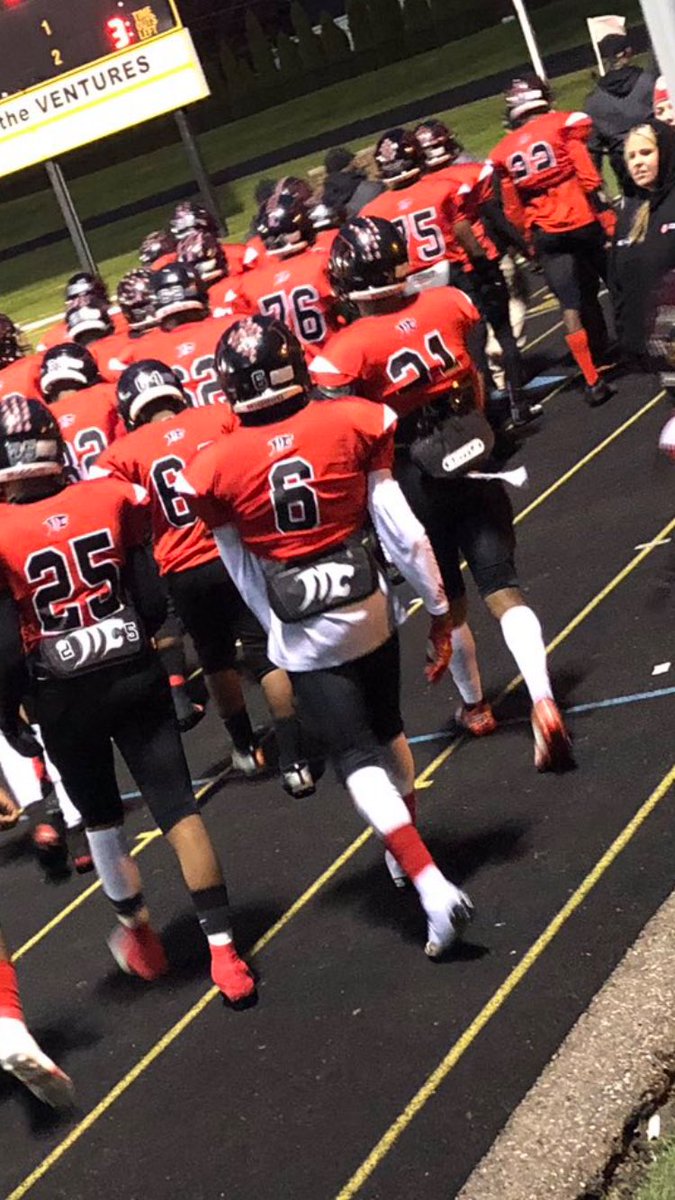 1TimeQuan's tweet image. Miss it so bad #6 comin stronger next year 🚫🧢