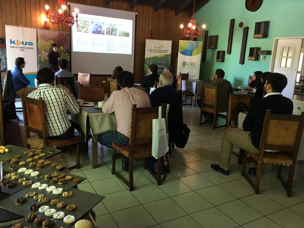 cet_thinkagro's tweet photo. #Ahora: En el Estadio Español de #Curicó iniciamos curso teórico-práctico para #Pymes #Frutícolas ¿Cómo disminuir los costos energéticos de mi huerto? ♻️☀️📈⚡⚡ Da la bienvenida Carolina Urzúa, gerenta de #ThinkAgro.
#CentroExtensionismo #Corfo #ThinkAgroContigo #UTalca https://t.co/Br1QhwS2OY