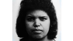 RevistaNegrxs's tweet photo. Hace 26 años Lucrecia Pérez, negra, migrante fue asesinada en el estado racista Español. Fue el primer crimen reconocido como racista. Antes de Lucrecia la supremacía blanca española asesinó a miles de persona. Hoy en día sigue asesinando en sus fronteras. ¡Prohibido olvidar! ✊🏾 https://t.co/Ah4i4OeURL