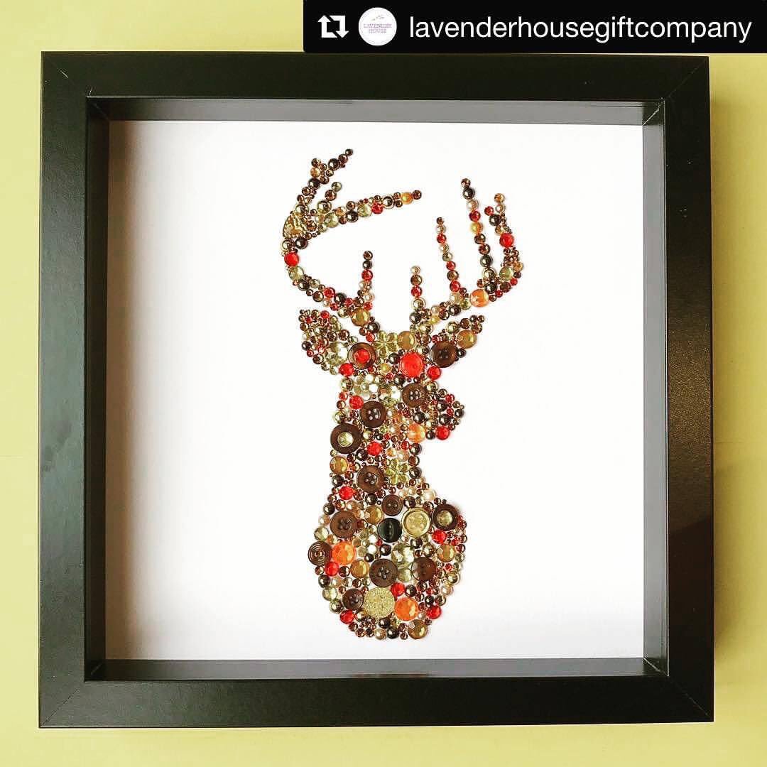 This Sunday 18th Nov - 70 amazing stalls of locally made items 🎄cards, bags, artwork, chutneys, Christmas decorations, scaves, jewellery and much more! Children’s activities and cafe. #berkhamsted #ashlynsschool