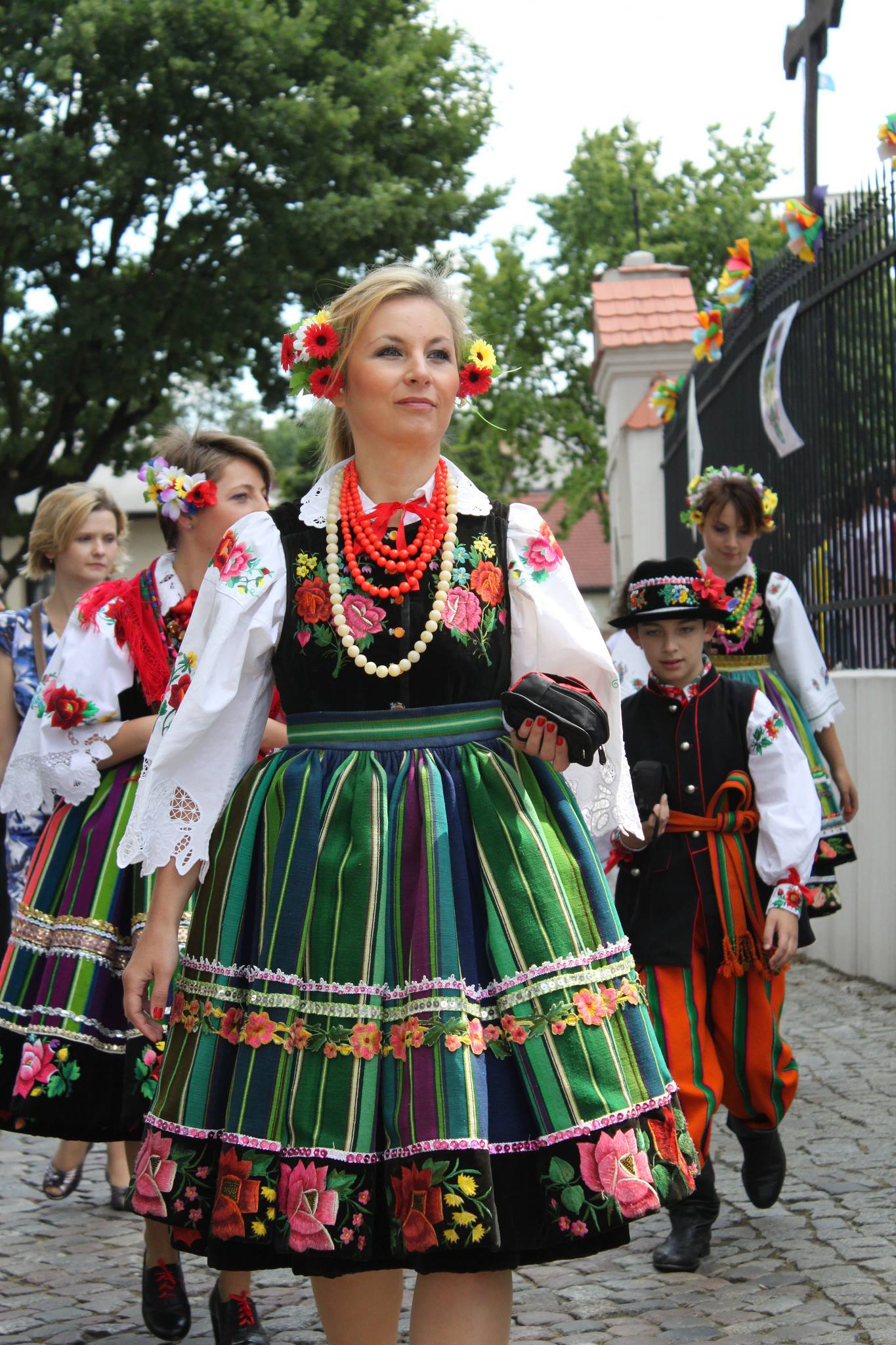 Traditional polish top folk dress