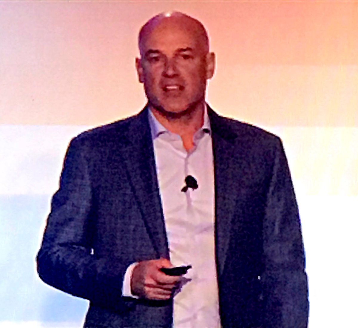 najwass's tweet photo. By 2021 90% of IT leaders will not purchase new premise-based UC infrastructure... here, you don’t want to be a 10 percenter. Cloud is going to be the sole source of new purchases. David Sipes, COO @RingCentral #connectcentral18 https://t.co/C8t8qyemxi