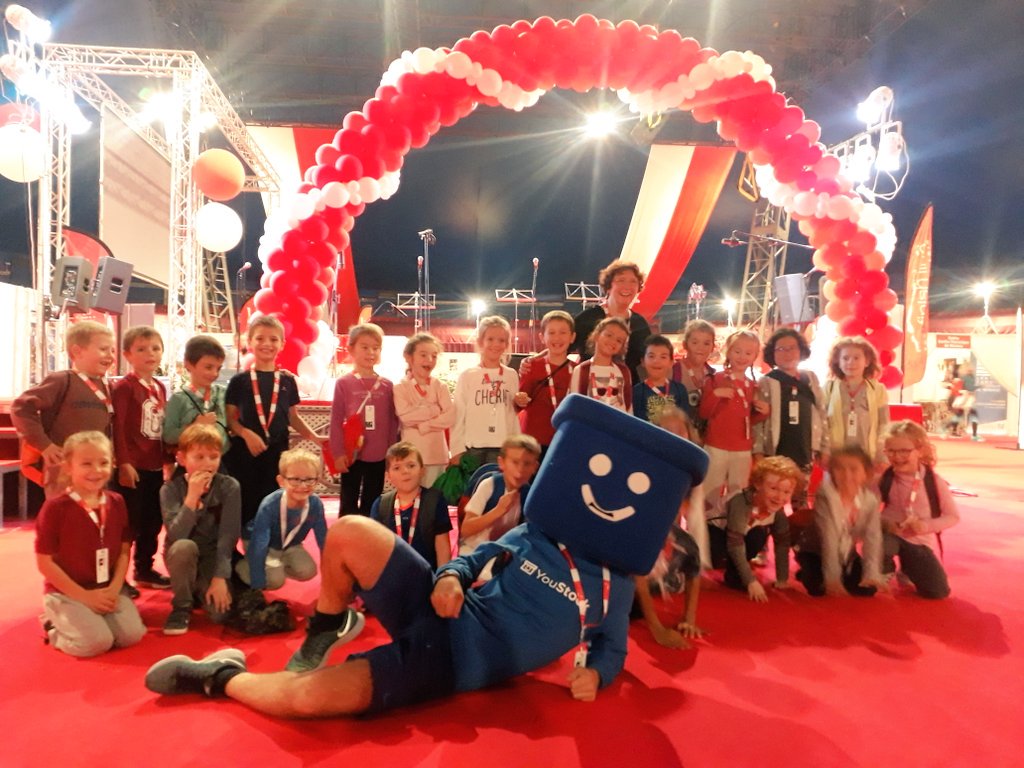 Merci Quentin et toute l'équipe <a href="/YouStockFR/">YouStock</a> pour le soutien aux enfants malades et défavorisés <a href="/NoFinishLineMC/">No Finish Line Monaco</a> #NosPartenairesDeCoeur #Vestiaires
#NFLMonaco #Solidarité #Enfants #Monaco #nofinishline