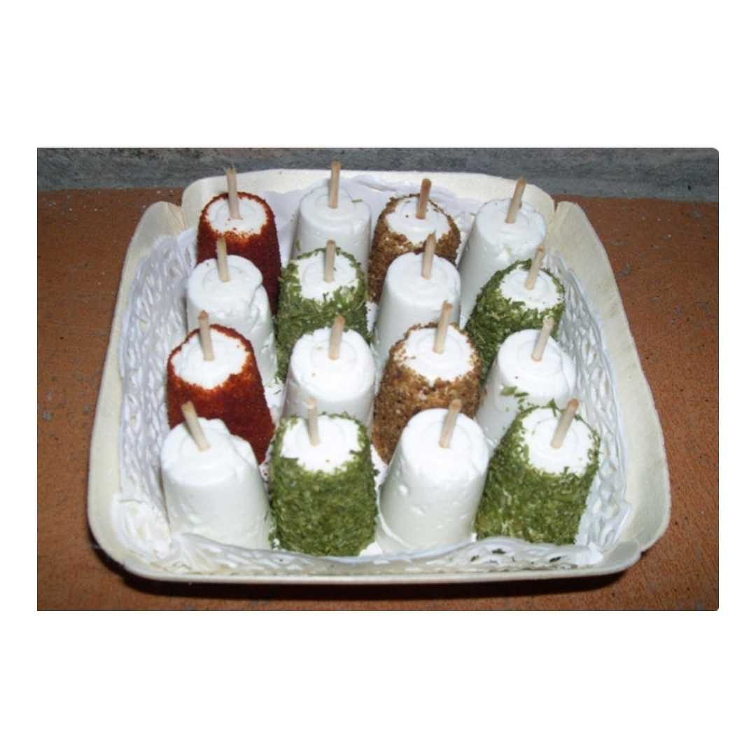 CraftTre's tweet image. Giovedì vieni a cena da Tre Quarti!
Perché?
Perché è tutta una sorpresa questa cena!
Una degustazione davvero sorprendente: 4 birre abbinate a 4 formaggi di capra de' Il Boscasso - Azienda agricola di Maria Chiara Onida! 🐐
@BRurale @MenarestaUK @BirrificioLaria