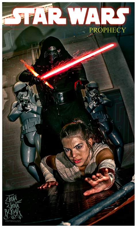 DS 89889 Incrível foto feita na Jedicon em Sao Paulo " Amazing photo made in Jedicon in Sao Paulo. #Starwars #501stLegion #badguysdoinggood #PictureOfTheDay #kyloren #Disneyland #movie #photograph #Rey