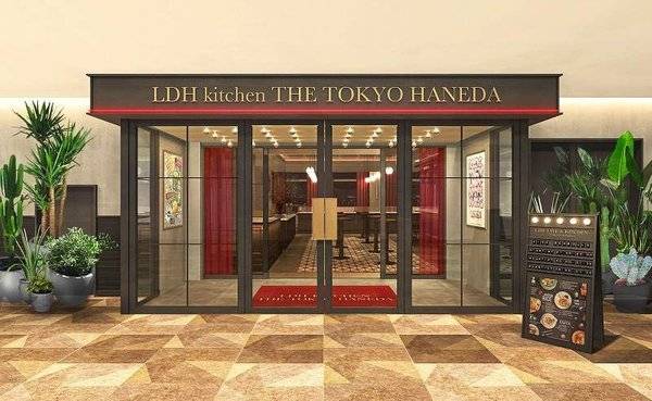 exnews24's tweet photo. 【LDH】12月中旬 OPEN
「LDH kitchen THE TOKYO HANEDA」

羽田空港に200席以上の大型店としてOPEN。料理を味わいながら音楽やエンタテイメントも楽しめる新Styleのレストラン。

アーティストのライブやラジオ番組での登壇、トークショーなど…

立ち上げメンバー募集中
https://t.co/kUlk3OR4kR https://t.co/NCjfbBQOdL