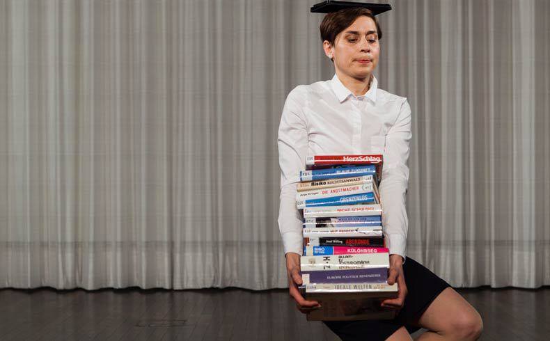 edndancenetwork's tweet image. 🔊 Budding dance writers wanted! #SpringbackAcademy is looking for 10 #dancewriters to be mentored in quality dance criticism at @AerowavesEurope #SpringForward19 (5-7 April) in Val-de-Marne (FR). Apply before 7 January 2019. Good luck! Find more details: aerowaves.org/springback/fea…