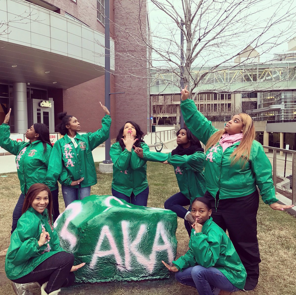 Omega_AKA1908's tweet photo. Happy AKAversary 7 P.O.R!! 💕💚💕💚💕💚 2 years in, a lifetime to go 💚 #Supremeinservice #tilwedie https://t.co/pLXAMTzJi9