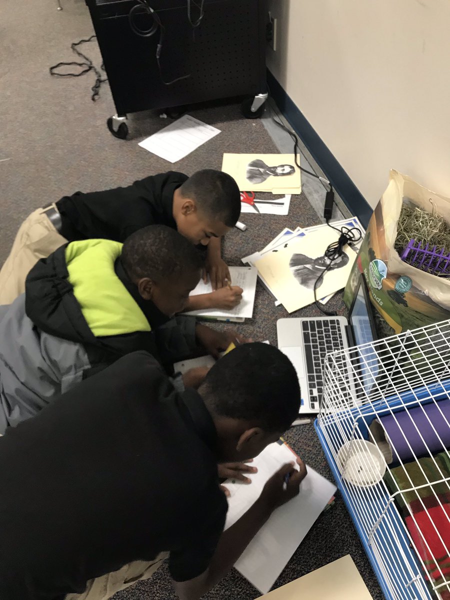 MrsCoronaCUBS's tweet photo. Working on our Explorer Files this AM!! SS4.2B. TX History can be very interesting!!! @CockrellHillLMA  @desotoisdengage @Desoto_SS #DestinationExcellence https://t.co/IaNFOLRmjs