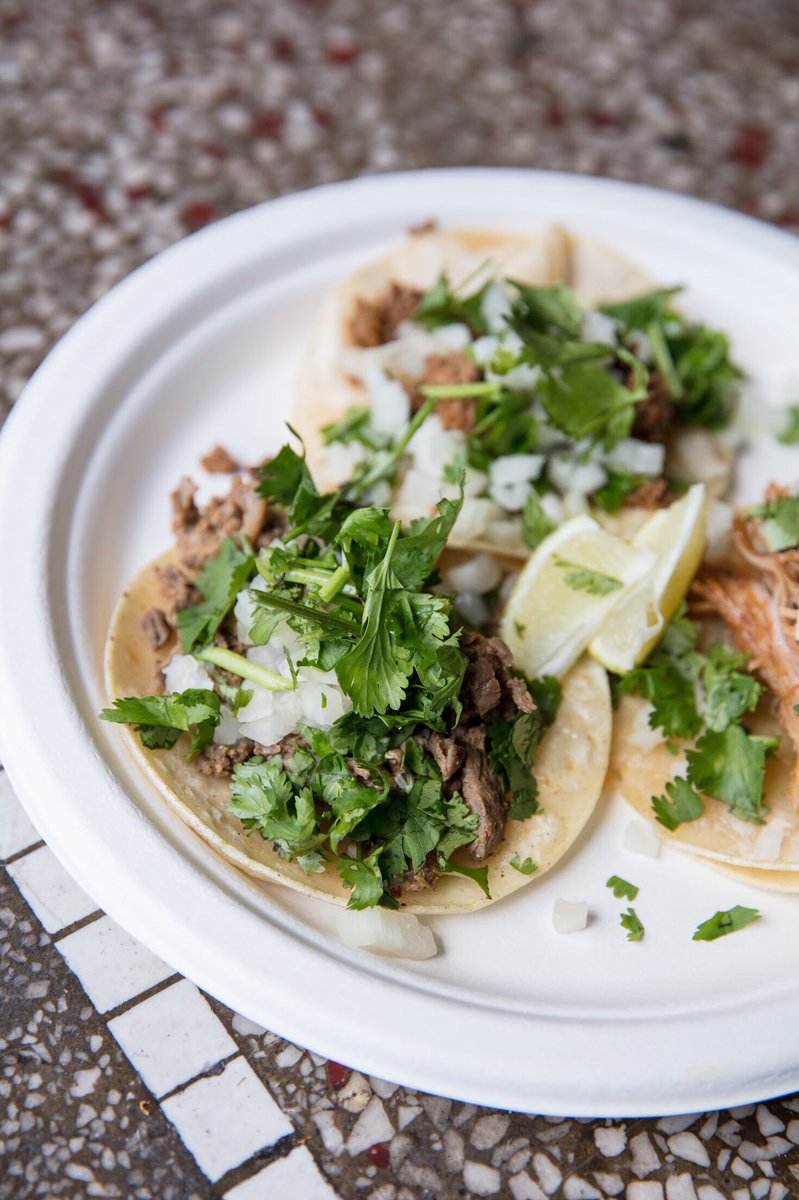 AlleyTaco's tweet photo. Happy #tacotuesday! We���re slanging 5 tacos for $5 all day long (11/13) when you flash us your @waynestate ID! Come get you some! Dine in only. One choice of protein 🌮🌮🌮🌮🌮 #alleytaco #tacoseverydamnday https://t.co/v8Lwub9pTl