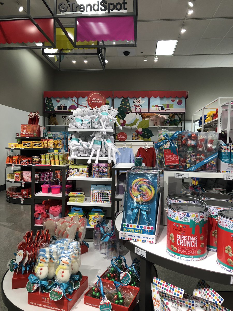 Tim2Olson's tweet image. Love our new Trend Spot set!!! 😍 #festive #bringhoy #holidaydomination