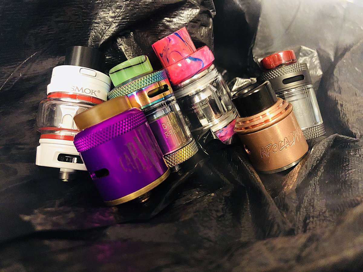 vapehubdotcom's tweet photo. Tank Tuesday which means 10% OFF all tanks and drippers.😍💨 💚💕 The Dead Rabbit RTA is amazing, come get one for yourself🙌🏼
•
Canton, TX
Sulphur Springs, TX
Athens, TX
Denver, CO 
#vape #vapetuesday #tanketuesday #dripper #dripnation #dontdripanddrive #deadrabbit #vapehub https://t.co/7HWOpnhnH3